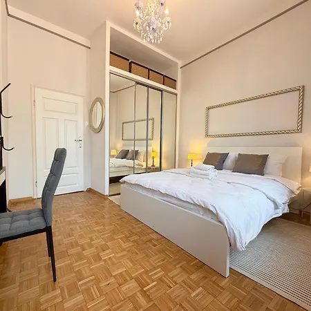 Starowka Charming By Bookinghost Apartman *