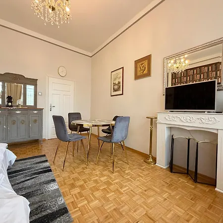 Apartman Starowka Charming By Bookinghost